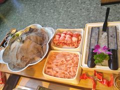 -辣虎·庭院火锅(临平店)