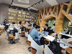 -泊星地咖啡馆(北京大学家园店)