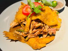 -大头虾越式风味餐厅(光明广场店)