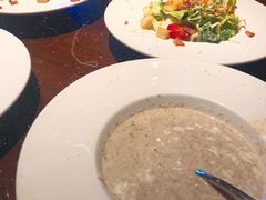 凯撒色拉-Ambra Haus琥珀屋精酿餐厅(宝山店)