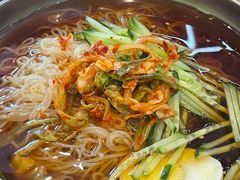 -韩风烤牛肉冷面店