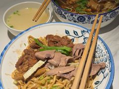 -镇南锅盖面馆(解放路店)