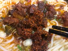 -花溪巷牛肉粉(泉城路店)