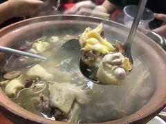 连州脆皮鸡-威邵鸡煲(西华路总店)