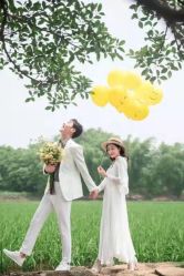 -易摄影婚纱摄影工作室