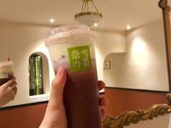 -奈雪的茶(湖滨银泰in77C区PRO店)