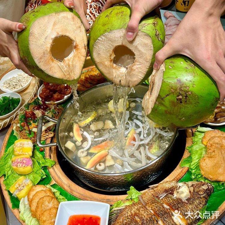 来三亚……第一顿飞奔椰子鸡‼️