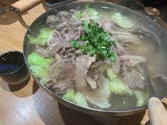 -川堂风·跷脚牛肉·乐山爆炒(宝山日月光店)