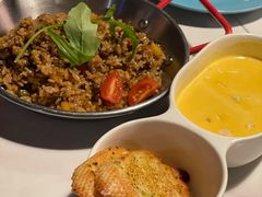 -荣耀.西式融合餐厅(留云湖店)