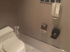 -上海中航虹桥机场泊悦酒店