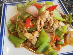 -八两八金·莱芜特色炒鸡(市南漳浦路店)