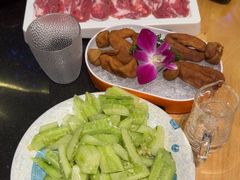 -谭公鱼头·鲜鱼火锅·小龙虾·江湖菜(秀沿路店)