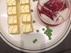 -艳阳天民俗村(公园路店)