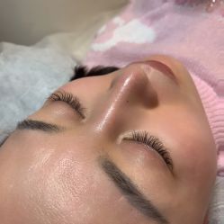 -雪儿·YuKi美甲美睫皮肤管理Salon