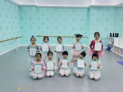 -Isee灰姑娘国际儿童艺术中心(北马路大悦城店)