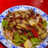 来观音桥玩，结果找到了一家宝藏江湖菜