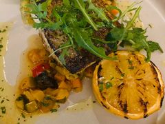 煎澳洲黑鲈-卡佩罗意大利餐厅及酒吧Al Cappello Trattoria