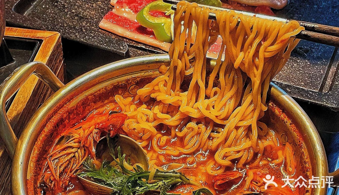 任何人不吃它家的海鲜拉面🍜我都会哭好吗