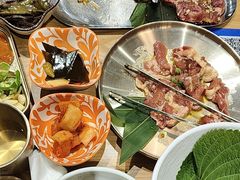 -青瓦餐厅·生鱼片·韩园烤肉(西塔店)