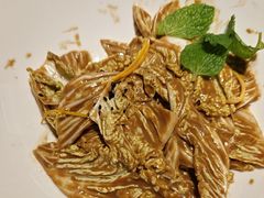 -皇城根·鲁菜济南菜·吊炉烤鸭·炒鸡鱼头(济南旗舰店)