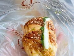 -顶东面包花园·生日蛋糕(世博店)
