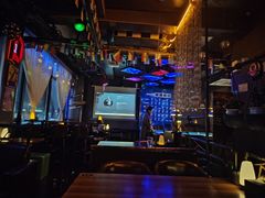 -聚点酒吧(龙湖滨江天街店)