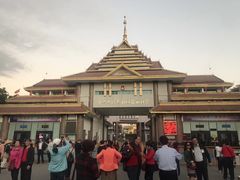 -瑞丽口岸免税店