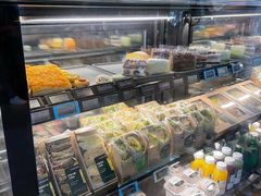 -星巴克臻选(莘庄仲盛店)