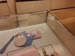 -LV路易威登(贵和购物中心店)