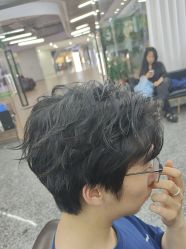-藤野造型·烫·染发型设计店