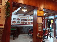 -华光驿站私房菜·黑金冠