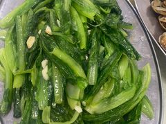 -辉记虾塘海鲜农庄