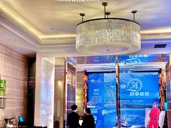 -广州万富希尔顿酒店·感趣自助餐厅·金秋蟹宴生蚝海鲜刺身烧烤