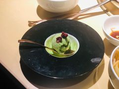 -余欢领鲜火锅(新街口店)