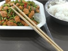 -华中科技大学东三学生食堂