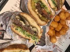 -The Habit Burger Grill 哈比特汉堡(复兴soho店)