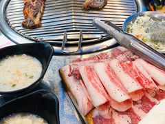 特制牛肉仔排-百分百济州传统烤黑猪肉店