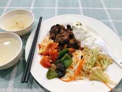 -浙江星杭奔驰4S店(海创园店)