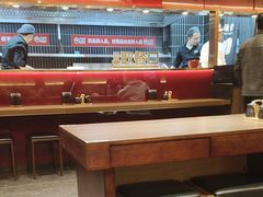 -顺溜·手工刀削面·黑金店(铜锣湾店)