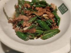 -绿草地·湘菜(酃湖师院店)