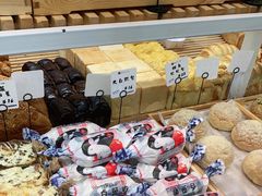 -焙丽拾光(麦凯乐直营店)