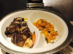 -云庭咖啡厅· 中航泊悦酒店(虹桥T2店)