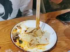 -喝丢一只鞋海鲜烧烤·海肠捞饭(市场店)