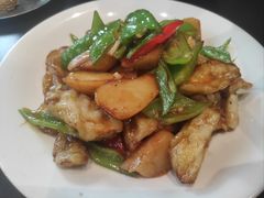 -红东阁东北菜烤肉酒馆(CROSS万象汇店)