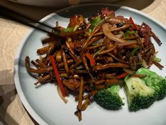 -八府香鸭·啫啫煲(华山路店)