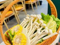 -椰子湾·海南火锅·糟粕醋·椰子鸡(正大广场店)