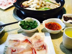 -鲜尚轩·斑鱼庄(荷花东街店)