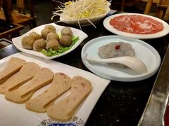 -百年川椒重庆老火锅(光谷店)