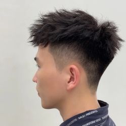-海文先生国潮烫染男士理发馆