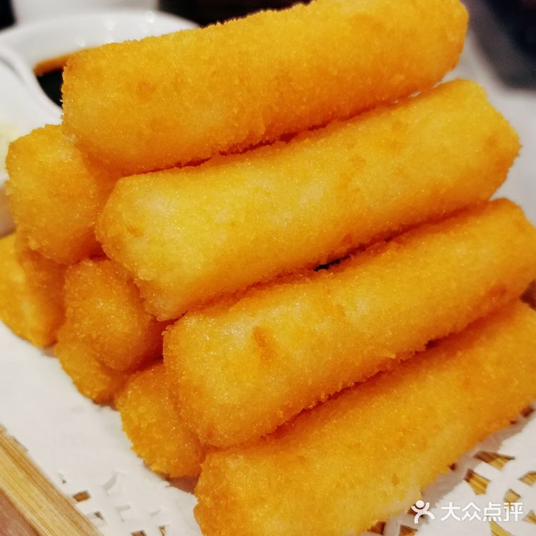 黑龙潭剁椒大鱼头🐟，🌶️辣安逸了！